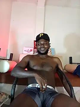 Snapshot of alfablackx chatting on 04/08/26, 01:07 alfablackx online show from 04/08/26, 01:07