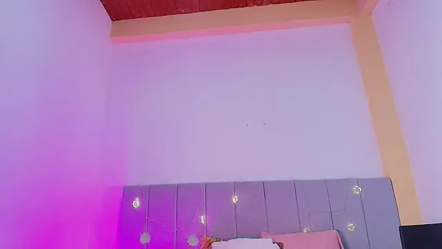 Snapshot of LiiaaGenner chatting on 04/09/26, 06:14 LiiaaGenner online show from 04/09/26, 06:14