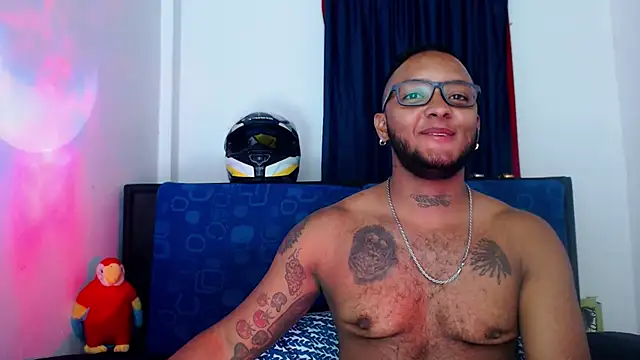 Snapshot of MascTyler chatting on 03/25/26, 11:36 MascTyler online show from 03/25/26, 11:36