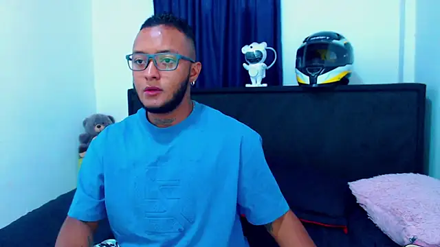 Snapshot of MascTyler chatting on 03/29/26, 09:38 MascTyler online show from 03/29/26, 09:38