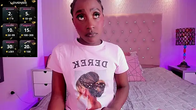 Snapshot of Jorinde_Sexy chatting on 04/09/26, 04:03 Jorinde Sexy online show from 04/09/26, 04:03