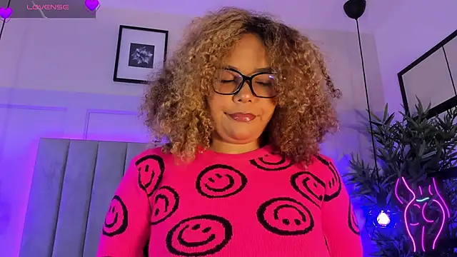 Snapshot of DakotaHarrison chatting on 04/11/26, 11:47 DakotaHarrison online show from 04/11/26, 11:47