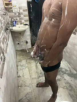 couple-new online show from 04/19/26, 02:29