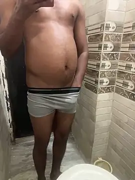 Snapshot of couple-new chatting on 03/23/26, 04:29 couple-new online show from 03/23/26, 04:29