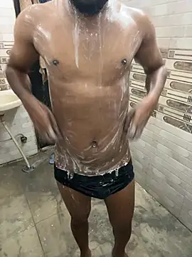 couple-new online show from 05/26/26, 08:29