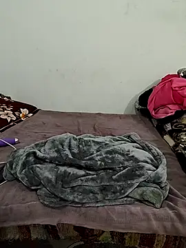 Snapshot of Ishika_baby_ chatting on 03/23/26, 02:50 Ishika baby online show from 03/23/26, 02:50