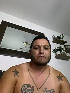 Snapshot of HOTB0Y18 chatting on 04/08/26, 07:54 HOTB0Y18 online show from 04/08/26, 07:54