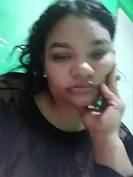 Snapshot of Lara_Seduce chatting on 06/21/26, 08:42 Lara Seduce online show from 06/21/26, 08:42