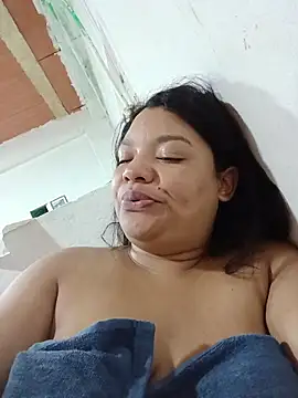 Lara Seduce online show from 04/24/26, 05:42