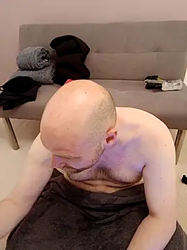 pitch 122 online show from 04/18/26, 07:07