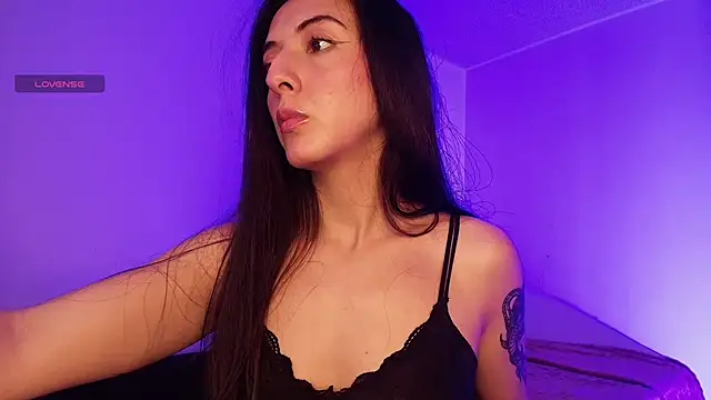 Nicolwhitee online show from 05/23/26, 12:59