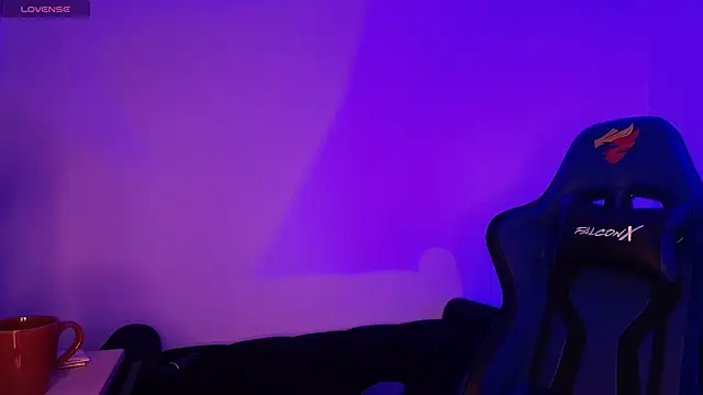 Snapshot of Nicolwhitee chatting on 03/27/26, 12:06 Nicolwhitee online show from 03/27/26, 12:06