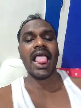 Snapshot of singletamilguy chatting on 04/19/26, 07:38 singletamilguy online show from 04/19/26, 07:38