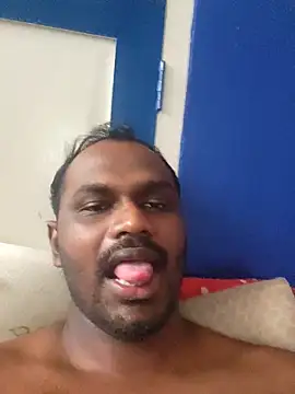 Snapshot of singletamilguy chatting on 04/23/26, 06:42 singletamilguy online show from 04/23/26, 06:42