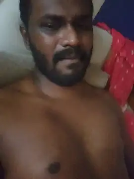 Snapshot of singletamilguy chatting on 05/21/26, 11:18 singletamilguy online show from 05/21/26, 11:18