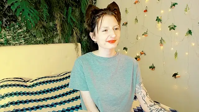 Snapshot of Kira__Cutie chatting on 07/02/26, 08:37 Kira Cutie online show from 07/02/26, 08:37
