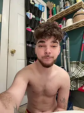 Snapshot of dommydom7177 chatting on 03/22/26, 12:40 dommydom7177 online show from 03/22/26, 12:40