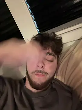 Snapshot of dommydom7177 chatting on 03/20/26, 03:02 dommydom7177 online show from 03/20/26, 03:02