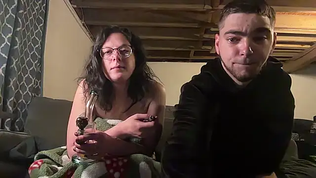dommydom7177 online show from 05/21/26, 01:41