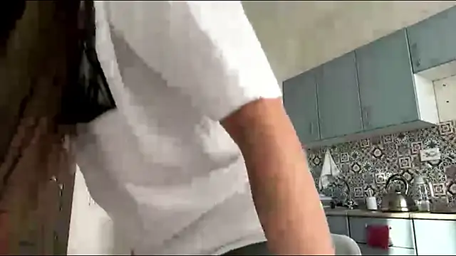 LypsiXo online show from 04/03/26, 01:17