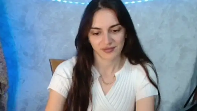 RoxiCherry online show from 05/19/26, 07:26