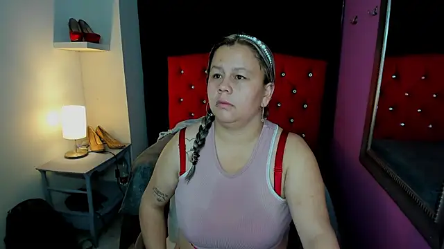 ScarletBigTitties online show from 04/15/26, 11:59