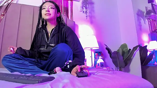 shiny foxeyes online show from 03/30/26, 08:54