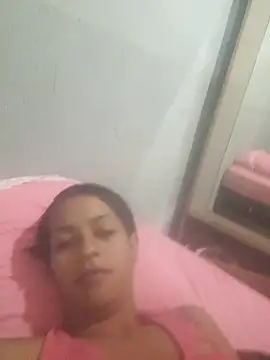 Snapshot of Beatriz2211 chatting on 03/27/26, 05:58 Beatriz2211 online show from 03/27/26, 05:58