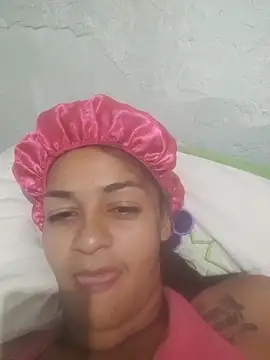 Snapshot of Beatriz2211 chatting on 03/24/26, 05:51 Beatriz2211 online show from 03/24/26, 05:51