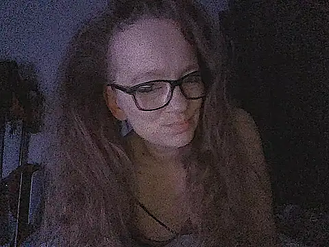 LizzieZ1975 online show from 05/09/26, 12:58