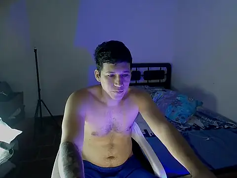 JadeeBlaze online show from 05/14/26, 03:42