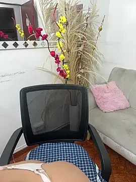 Snapshot of angel_rousse01 chatting on 03/26/26, 12:47 angel rousse01 online show from 03/26/26, 12:47