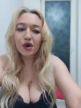 LexaVelure online show from 04/09/26, 08:26