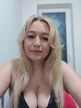 LexaVelure online show from 04/16/26, 09:50