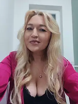 LexaVelure online show from 04/03/26, 09:21