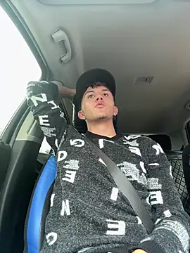 Snapshot of Mateo_savage chatting on 03/24/26, 06:08 Mateo savage online show from 03/24/26, 06:08