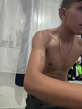 Snapshot of Mateo_savage chatting on 03/26/26, 02:32 Mateo savage online show from 03/26/26, 02:32