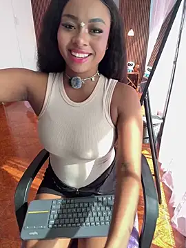 Kloe rousse01 online show from 05/04/26, 08:33