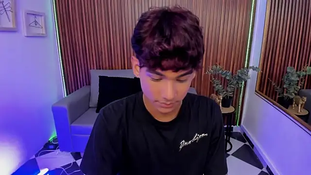 Oliver20   online show from 03/20/26, 02:56