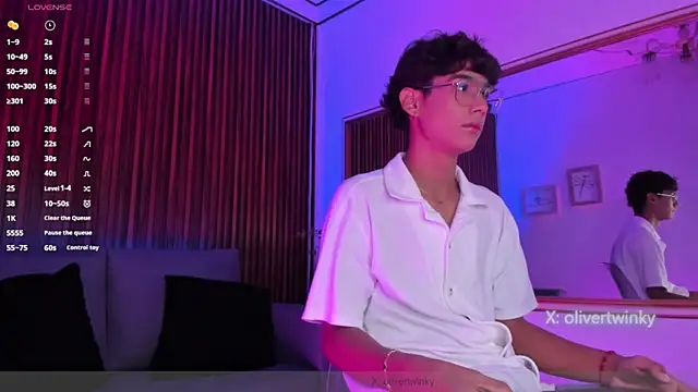 Oliver20   online show from 04/07/26, 04:14