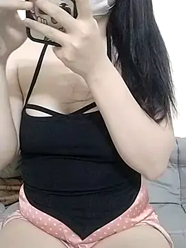 Man Cheryy online show from 05/18/26, 04:45