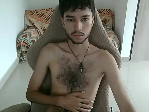 Adrien polo online show from 04/13/26, 02:10