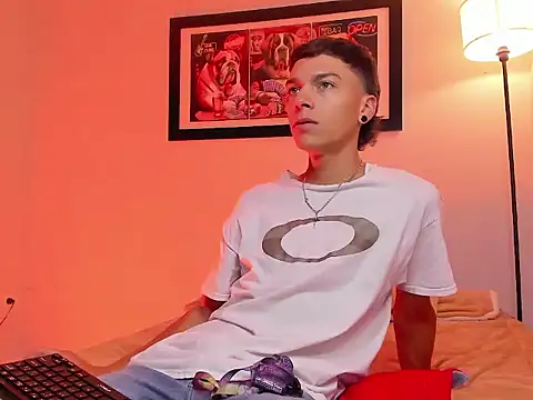 Noahh Saky online show from 03/21/26, 03:19