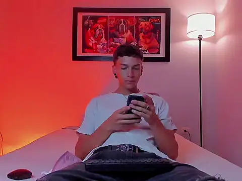 Noahh Saky online show from 03/24/26, 03:39