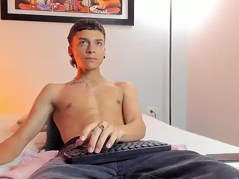 Noahh Saky online show from 03/27/26, 08:59