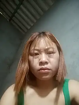 Aurora Luna online show from 03/20/26, 12:44