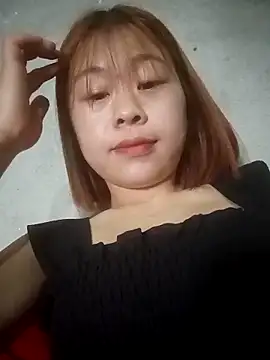 Aurora Luna online show from 03/22/26, 03:32