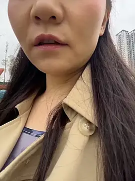 Snapshot of lucyxiaolulu chatting on 04/05/26, 01:23 lucyxiaolulu online show from 04/05/26, 01:23