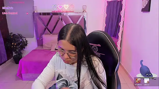 Cristy tay online show from 05/05/26, 11:57