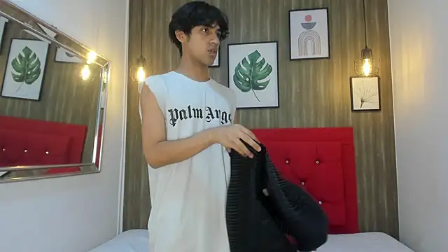  ArchieBlu  online show from 03/24/26, 03:28